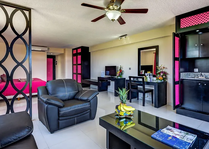 Corazon Aparthotel